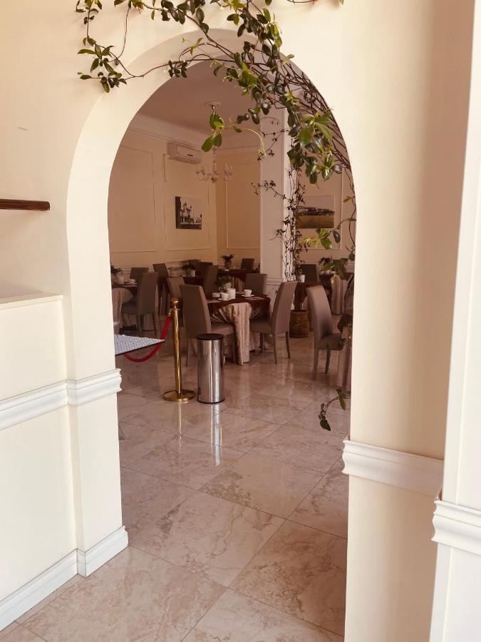 Hotel Regina Margherita ボルディゲーラ エクステリア 写真