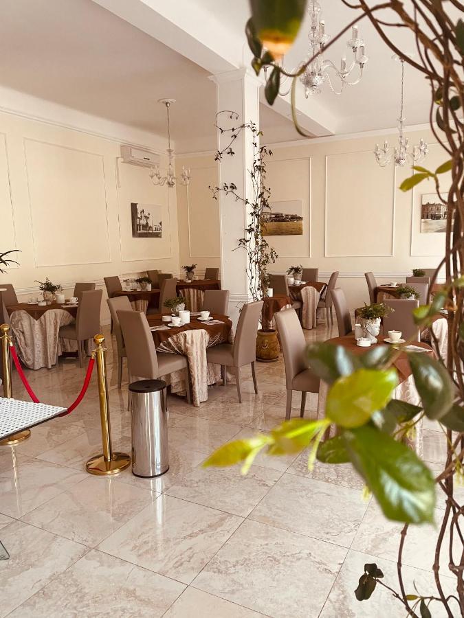 Hotel Regina Margherita ボルディゲーラ エクステリア 写真